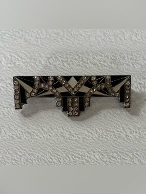 1930s French Pierre Bex Art Deco odillon brooch w/ enamel & rhinestones.